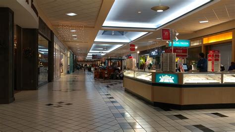 stores at valley mall hagerstown.